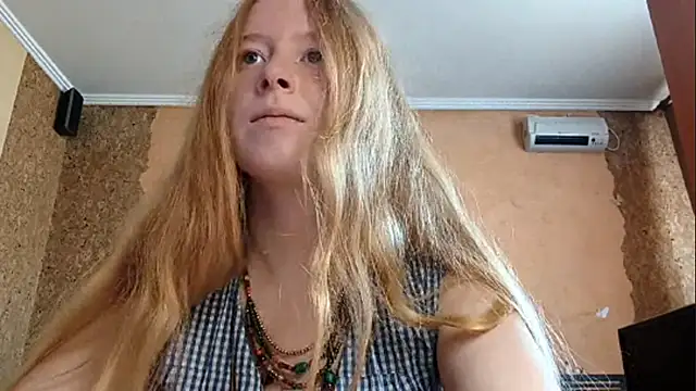 KateVibe_01 webcam