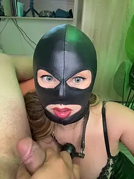 MasterAlexSlavekate webcam