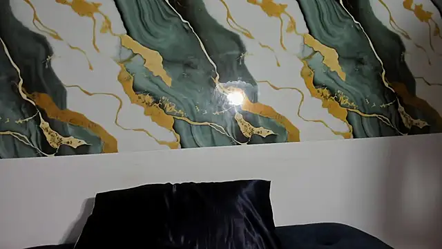 Jade_Stone12 webcam