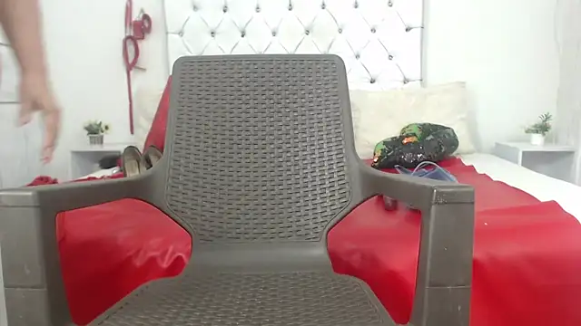 Sweetbigcatt webcam