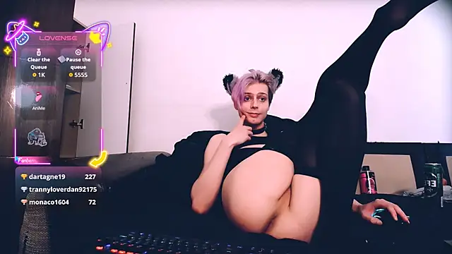 Littlepinkcat webcam