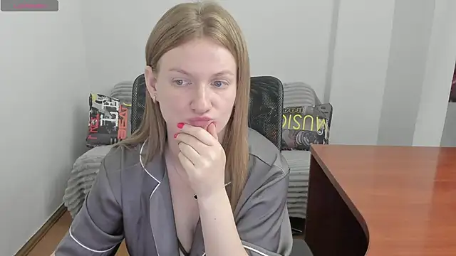 Alisha_Skyes webcam