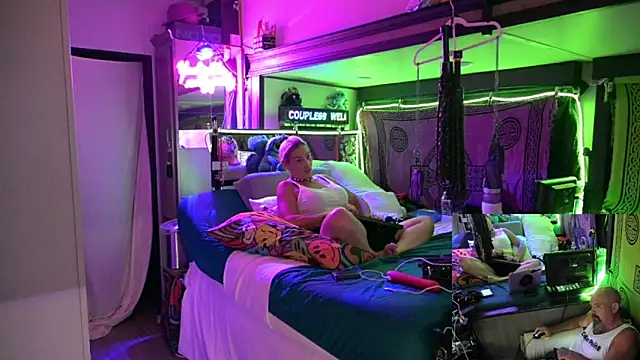 Katycouple69 webcam