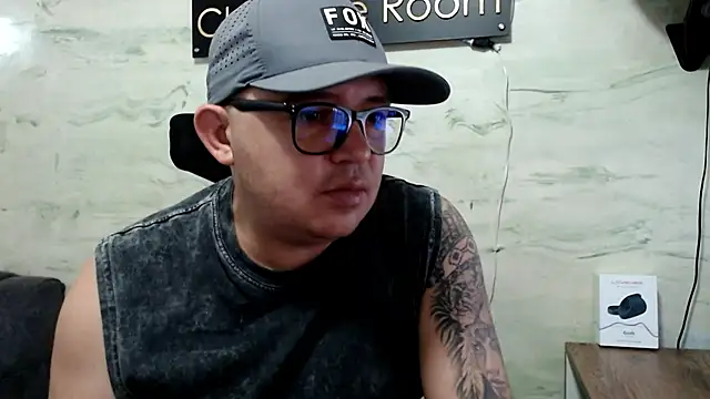 maximo_daddy webcam