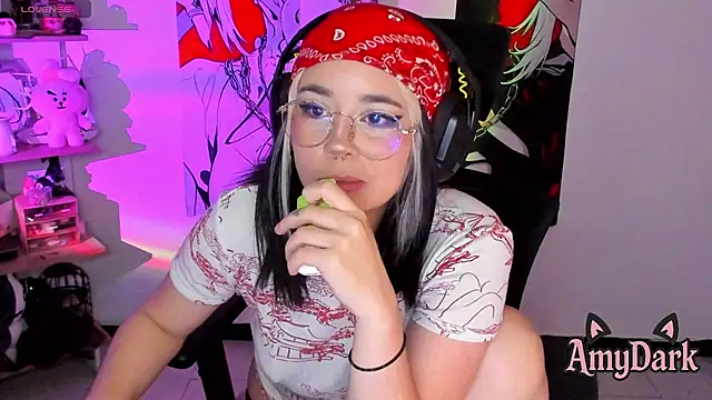 _AmyDark webcam