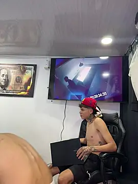 Jackdaniel001_ webcam