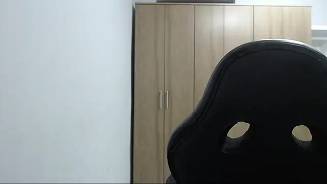 RoxanaLove9 webcam