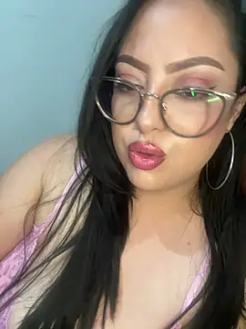 MileyGia webcam