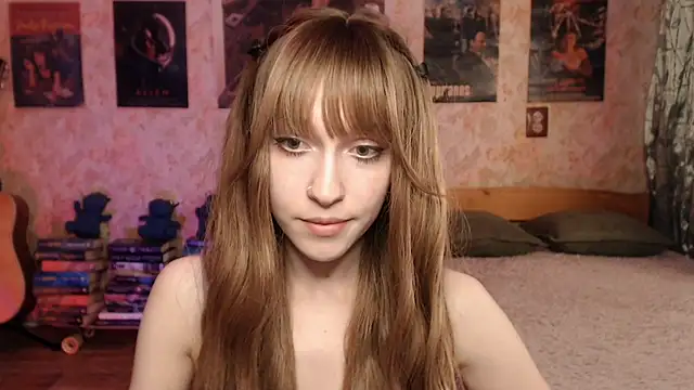 Friendly_Ellie webcam