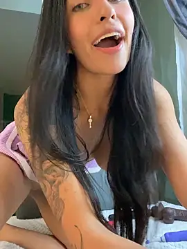 DaphneUwu webcam