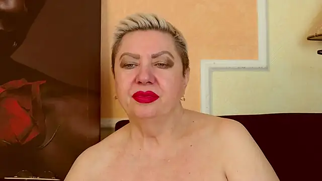 LadyPosh webcam