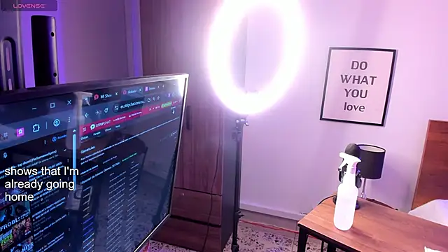 ViolettGomez_93 webcam