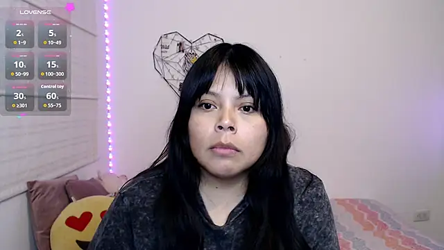 EllieMoonX webcam
