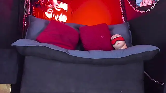 KatrinaStone webcam