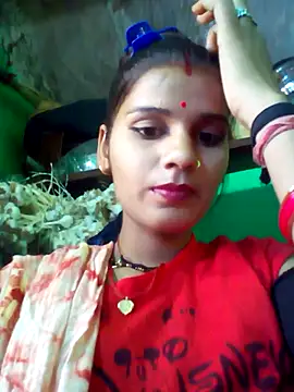 Raveena0990 webcam