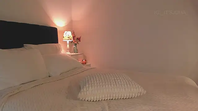Lovinggirl_ webcam
