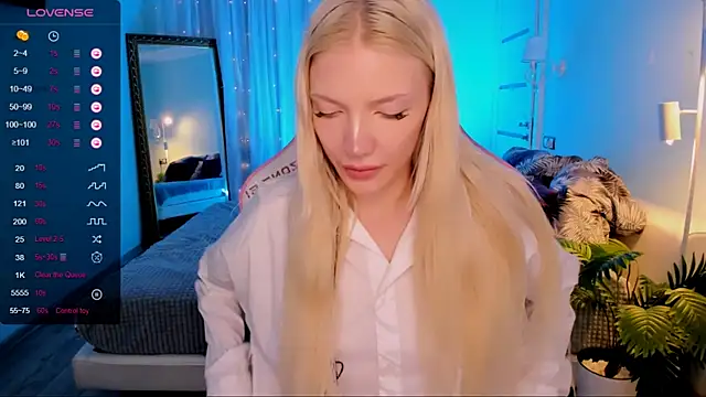 AnyaTaylor_ webcam