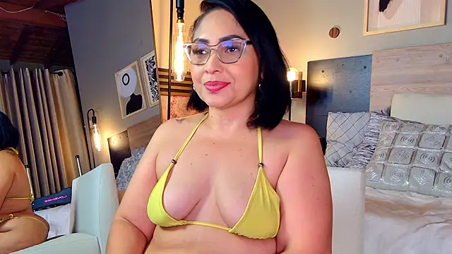 Madissononee webcam