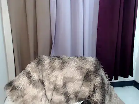 miya_khali webcam