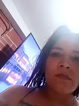 tara_rios webcam