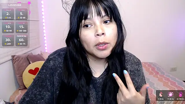 EllieMoonX webcam