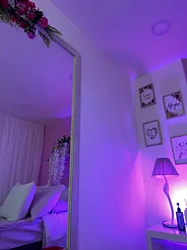 LauraRaider webcam