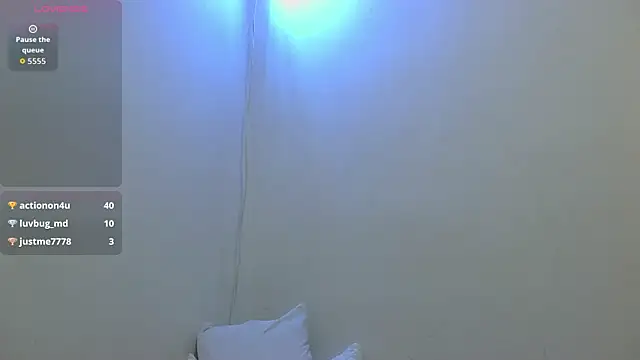 zyra_vex webcam