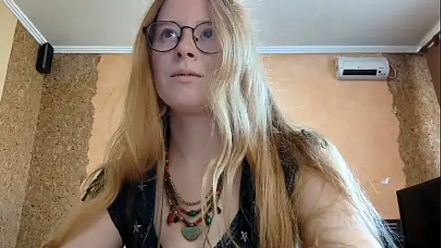KateVibe_01 webcam