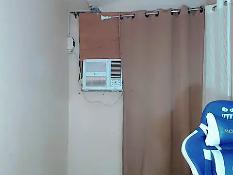 Ur_Goddes_Barbie webcam