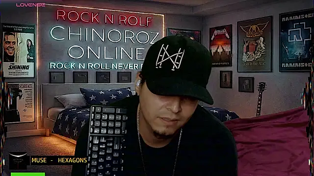 chino_roz webcam