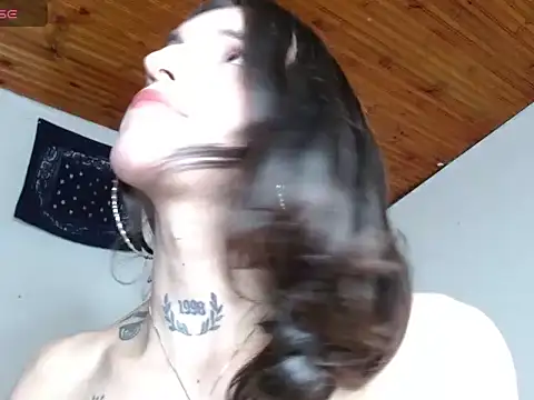 Scarlett_crastrawberry webcam
