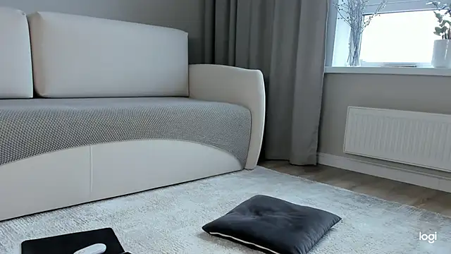 AmelinaLove webcam