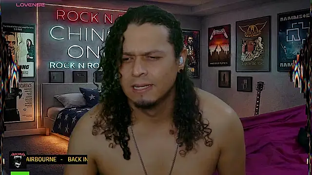 chino_roz webcam