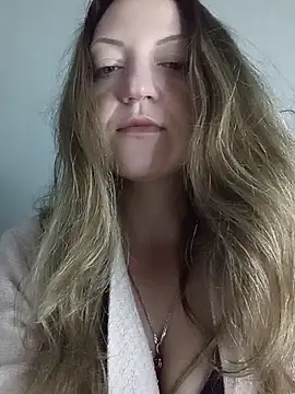 KattyLuuu webcam