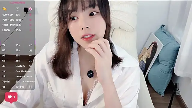 peachy_kiss webcam
