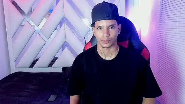 kai_storm77 webcam