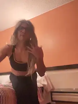 carol-420 webcam