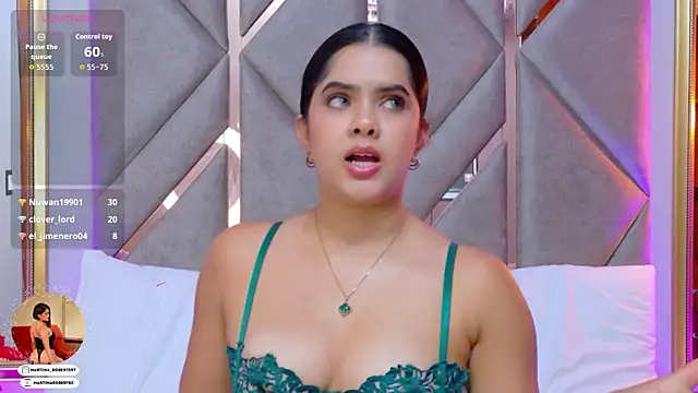 Martina-Roberts- webcam