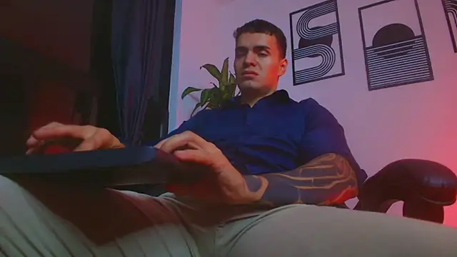 ALPHA_DOMINUS_ webcam
