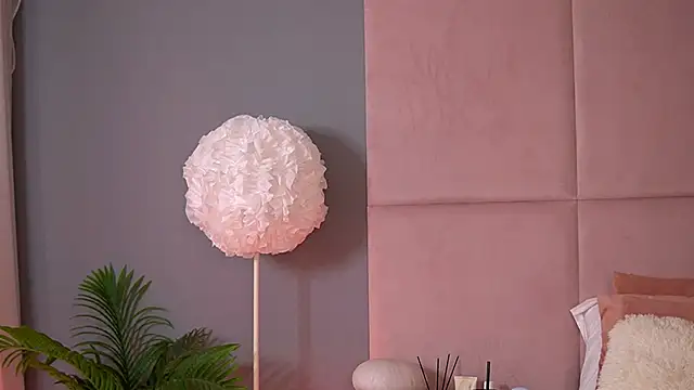 AlmaLuv webcam