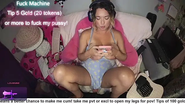 nikki_juggs webcam