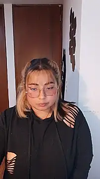 yini_angel webcam