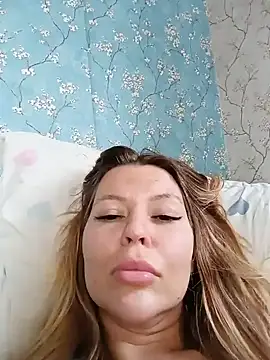 Lovers__Annn webcam