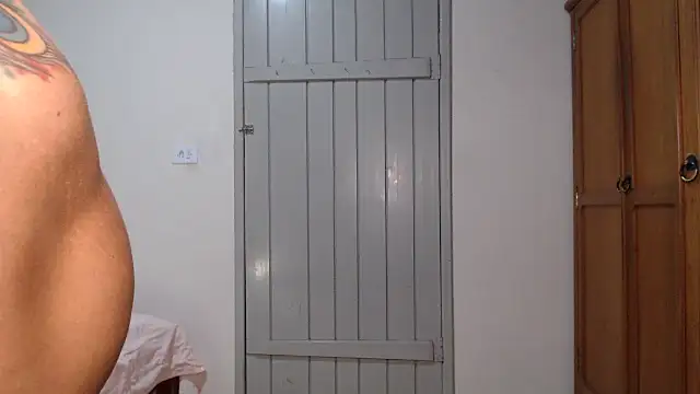 Stronggsexy webcam