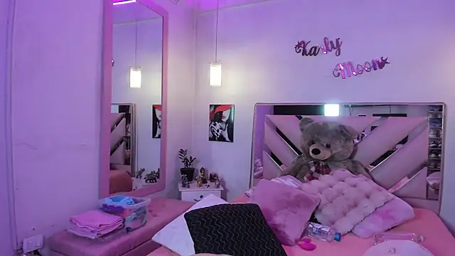 Karly_moon webcam