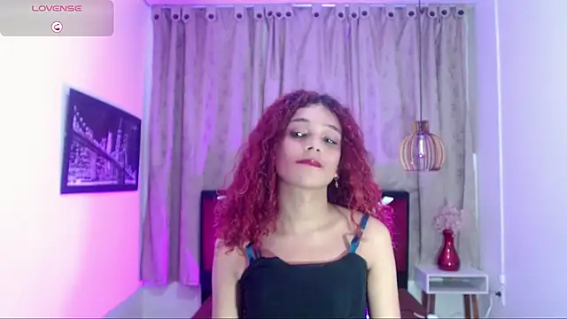luisa__torres webcam