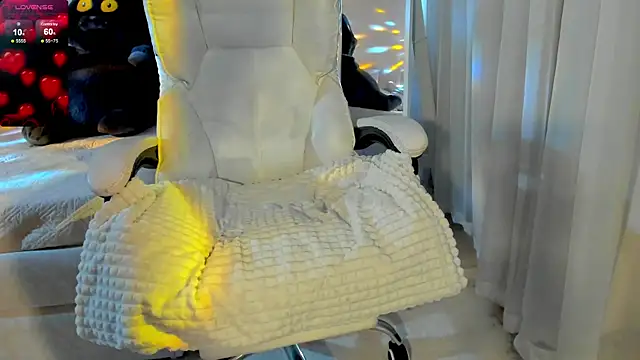 Black_Dollarss webcam