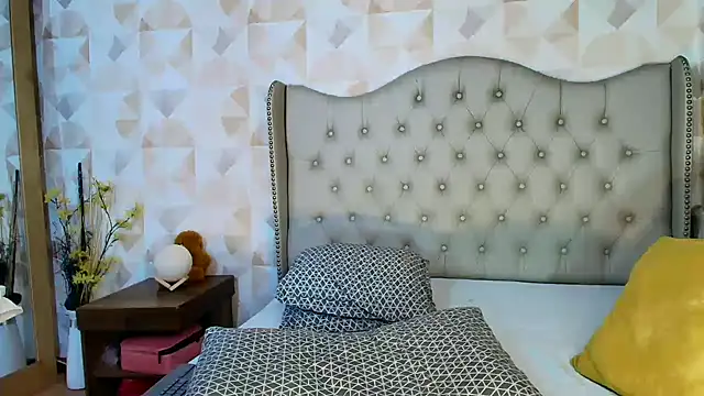 Sofia_Blosom webcam