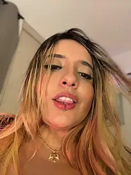_Ninasanz webcam