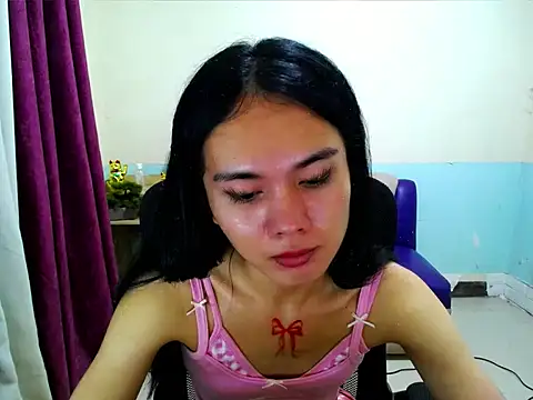 devine_goddess webcam
